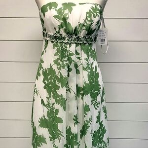 David's Bridal NWT White and Green Floral A-Line Midi Skirt Sz.8